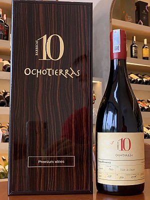 10 OCHO TIERRAS GRAN RESERVA - Hộp quà Tết