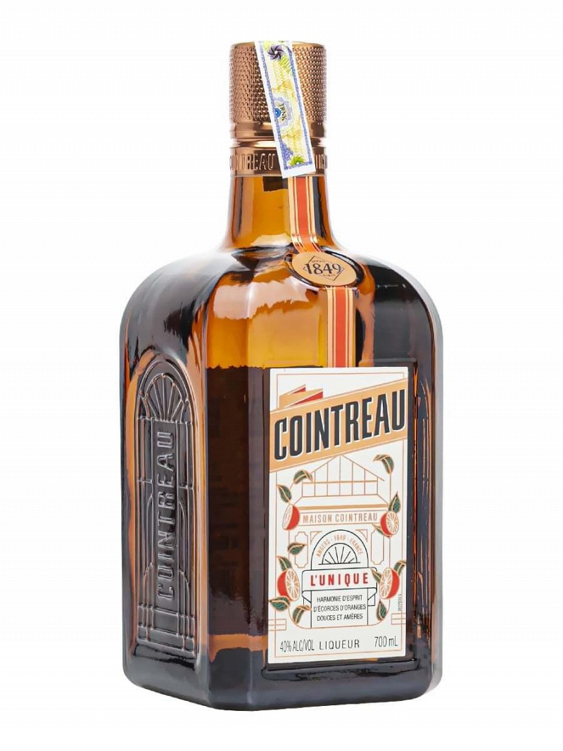 Rượu Cointreau
