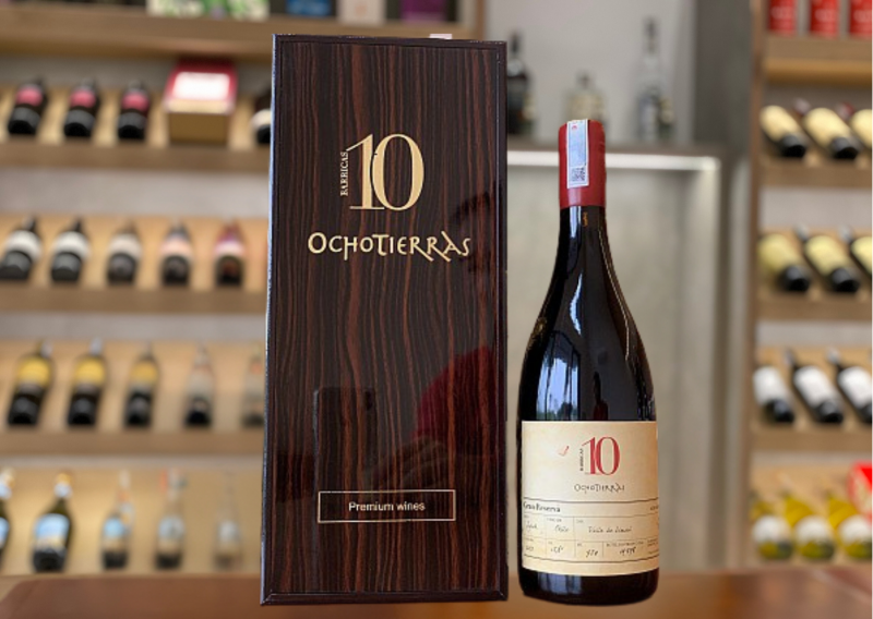 10 OCHO TIERRAS GRAN RESERVA - Hộp quà Tết