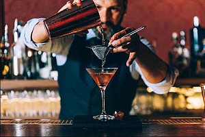 Tại sao chúng ta không thể trở thành một Bartender của chính mình?